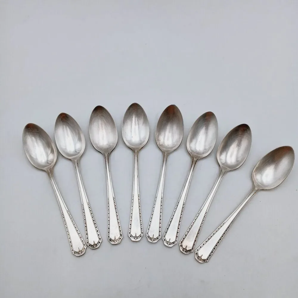 Tudor Plate Oneida Community Algonquin Set of 8 Teaspoon Vtg
